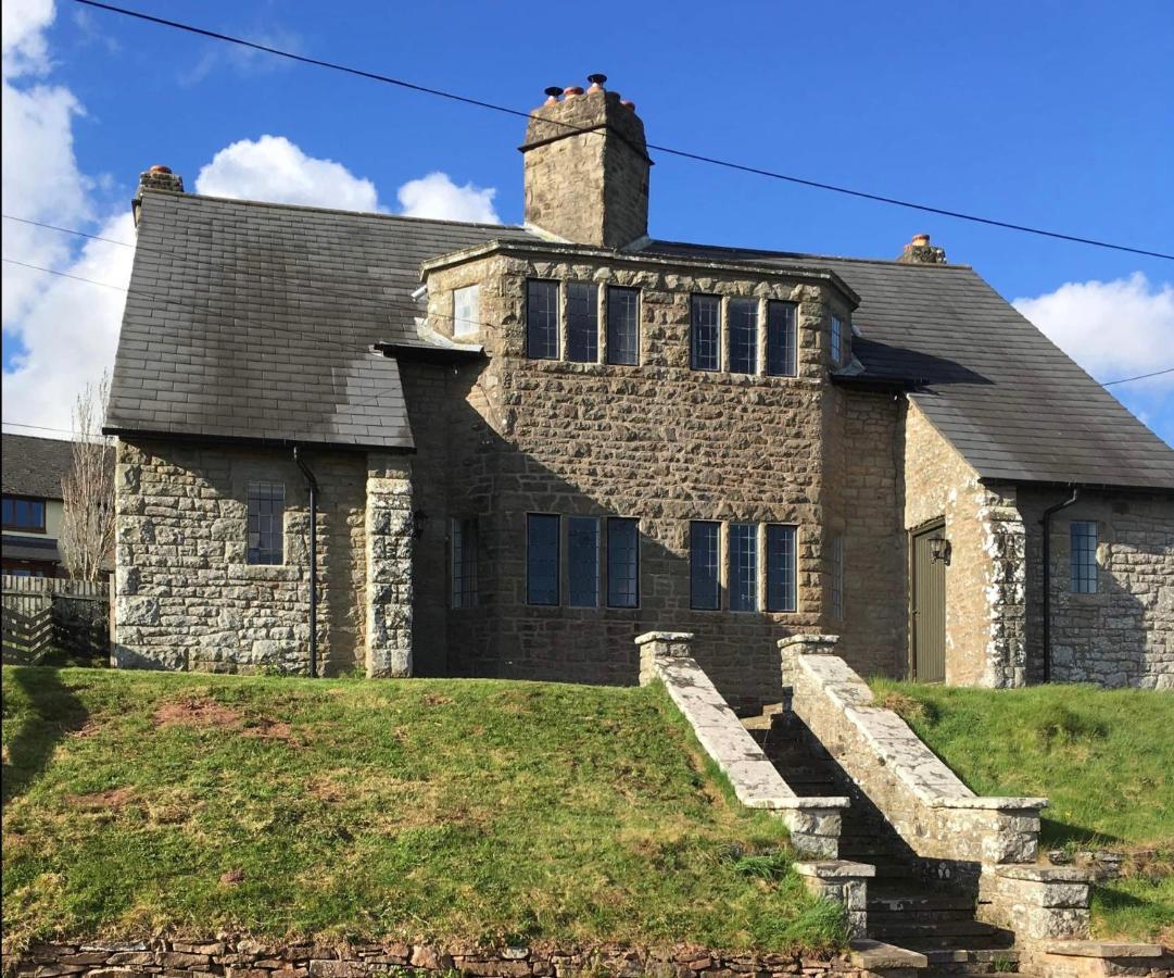 Cosy Arts & Crafts Cottage With Stunning Views Brecon Eksteriør bilde