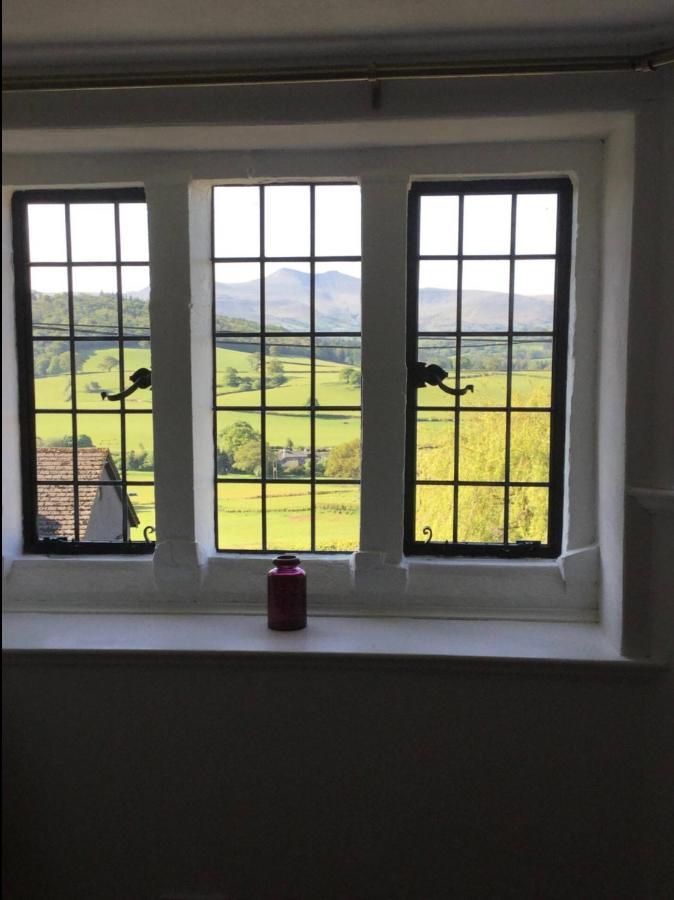 Cosy Arts & Crafts Cottage With Stunning Views Brecon Eksteriør bilde