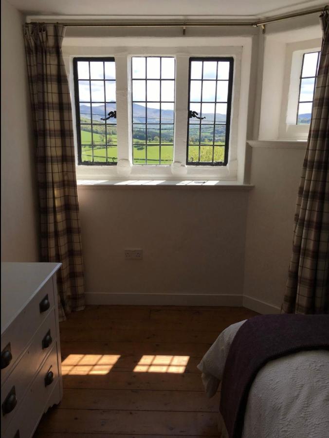 Cosy Arts & Crafts Cottage With Stunning Views Brecon Eksteriør bilde